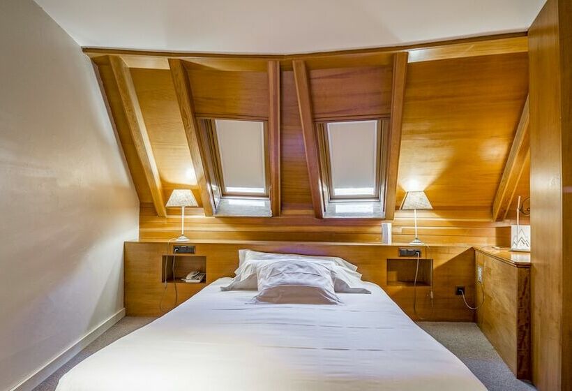 اتاق سوپریور چهار تخته, Roc Blanc Hotel & Spa