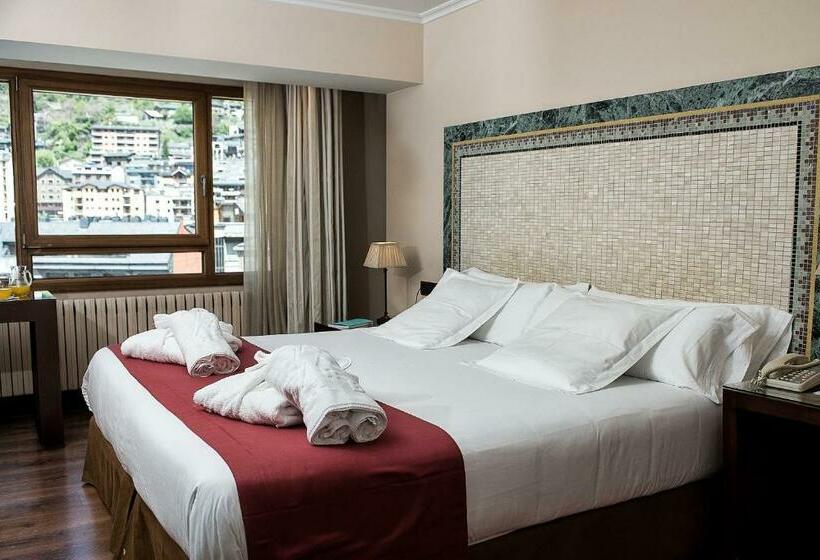 اتاق لوکس با چشم‌انداز شهر, Roc Blanc Hotel & Spa