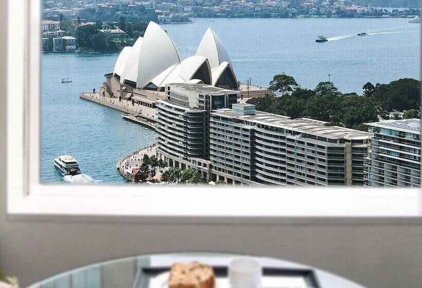 سوئیت با چشم‌انداز, Sydney Harbour Marriott  At Circular Quay