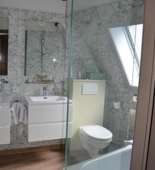 اتاق استاندارد چهار تخته, Ter Brughe By Cw Hotel Collection