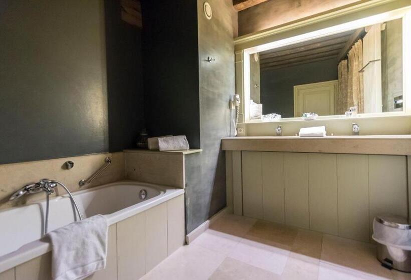 اتاق لوکس سه تخته, Ter Brughe By Cw Hotel Collection