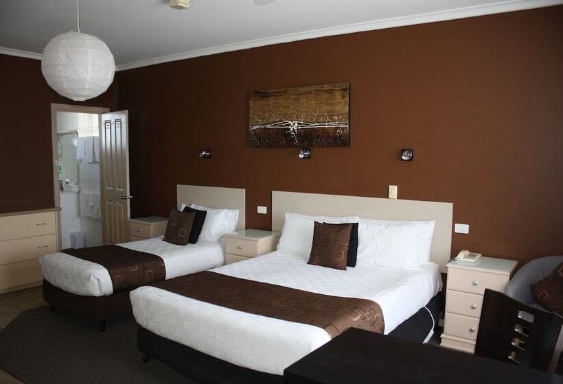 اتاق اجرایی, Lakeview Motel And Apartments
