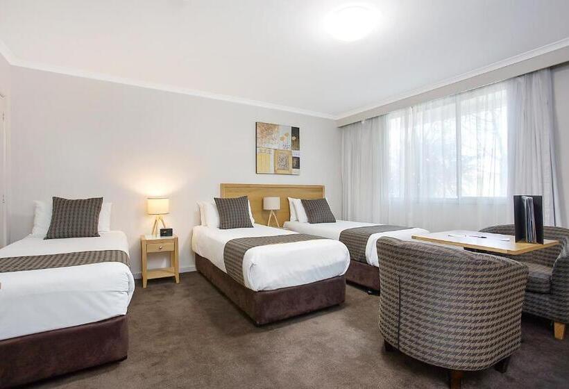 اتاق استاندارد سه نفره, Mid City Motel Warrnambool