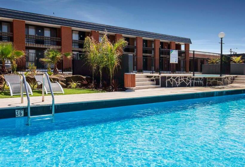 اتاق لوکس با تخت بزرگ, Mid City Motel Warrnambool