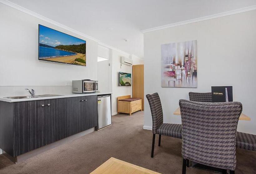 Suite Familiar, Mid City Motel Warrnambool