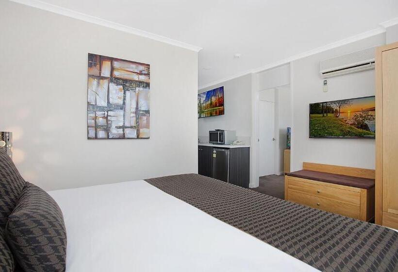 Familie Suite, Mid City Motel Warrnambool