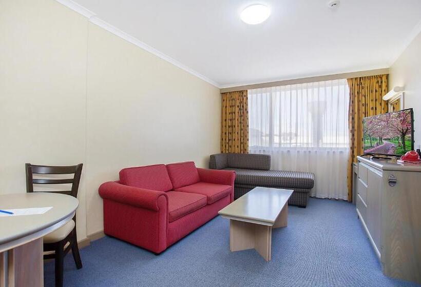 Deluxe Suite met Kingsize Bed, Mid City Motel Warrnambool