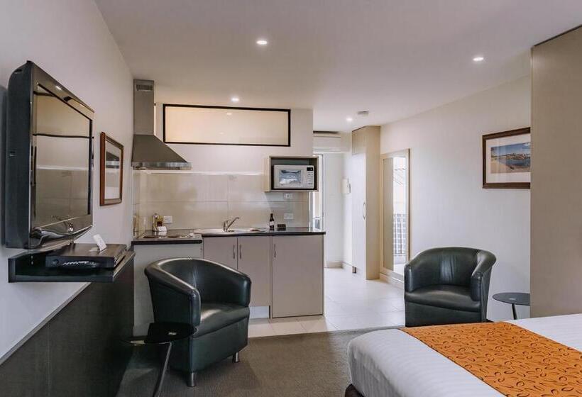 استودیوی لوکس, Motel 429