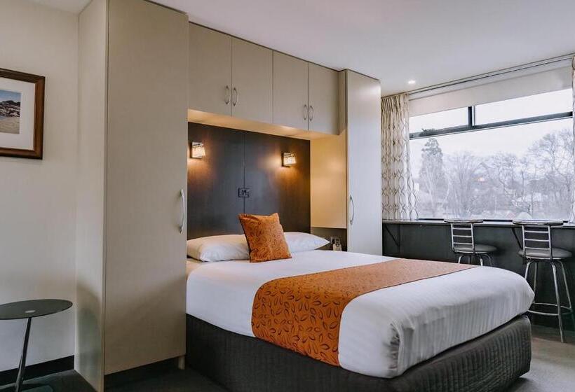 استودیوی لوکس, Motel 429