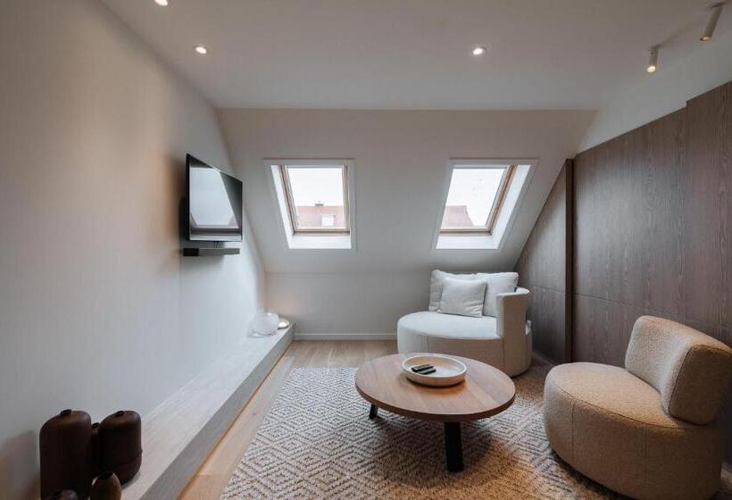 سوییت لوکس, Cosmopolite Hotel Nieuwpoort Bad