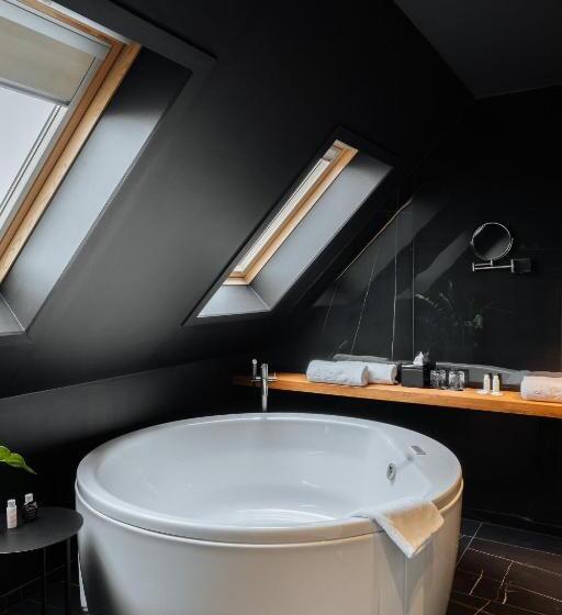 سوییت پرستیژ, Cosmopolite Hotel Nieuwpoort Bad