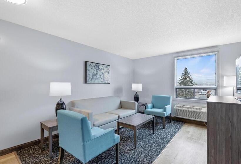 سوییت خانوادگی, Emerald Hotel & Suites Calgary Airport