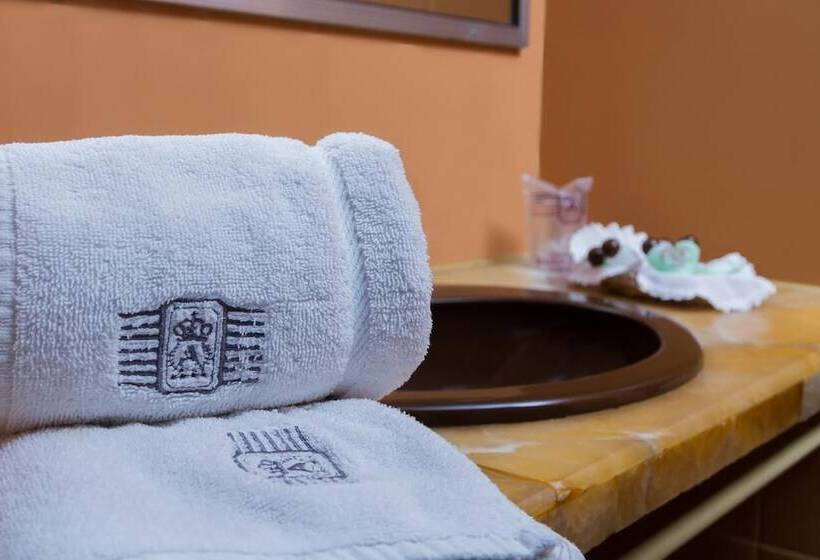 اتاق استاندارد, Gran Hotel Ambassador