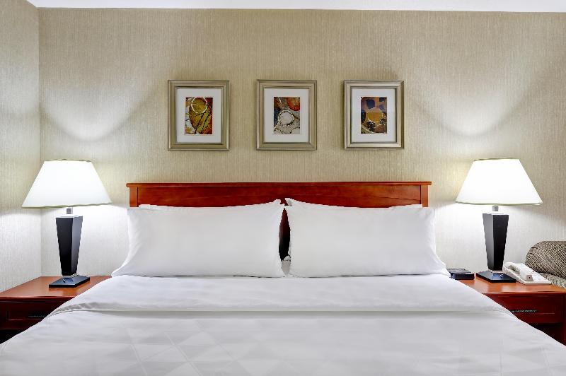 اتاق کلاس بیزنس, Holiday Inn Burlington Hotel & Conference Centre, An Ihg