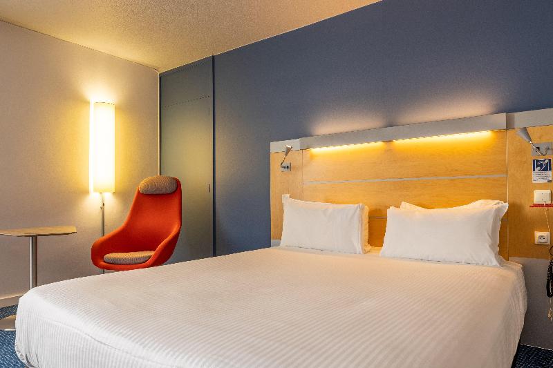 اتاق استاندارد با تخت بزرگ, Holiday Inn Express Gent