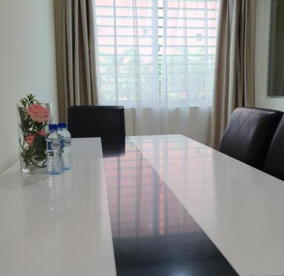 آپارتمان 1 خوابه, The Capital Residence Suites