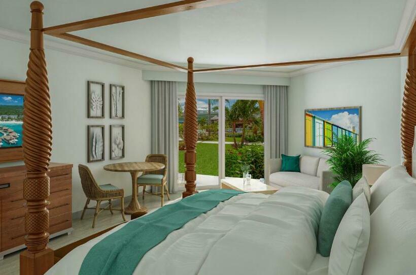 Deluxe Junior Suite, Sandals Royal Bahamian  Couples Only