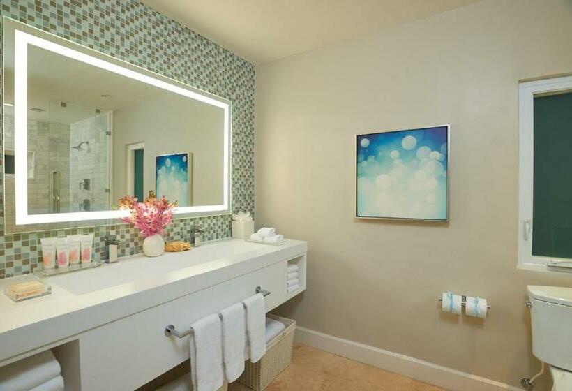 اتاق پرمیوم, Sandals Royal Bahamian All Inclusive   Couples Only