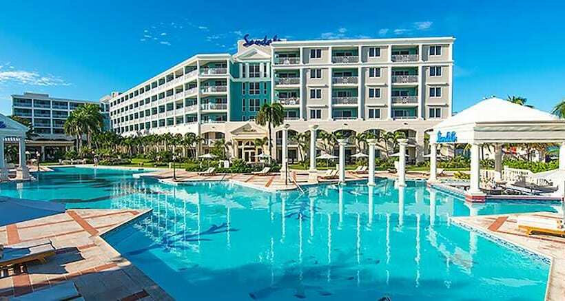 سوئیت پنت هاوس, Sandals Royal Bahamian All Inclusive   Couples Only