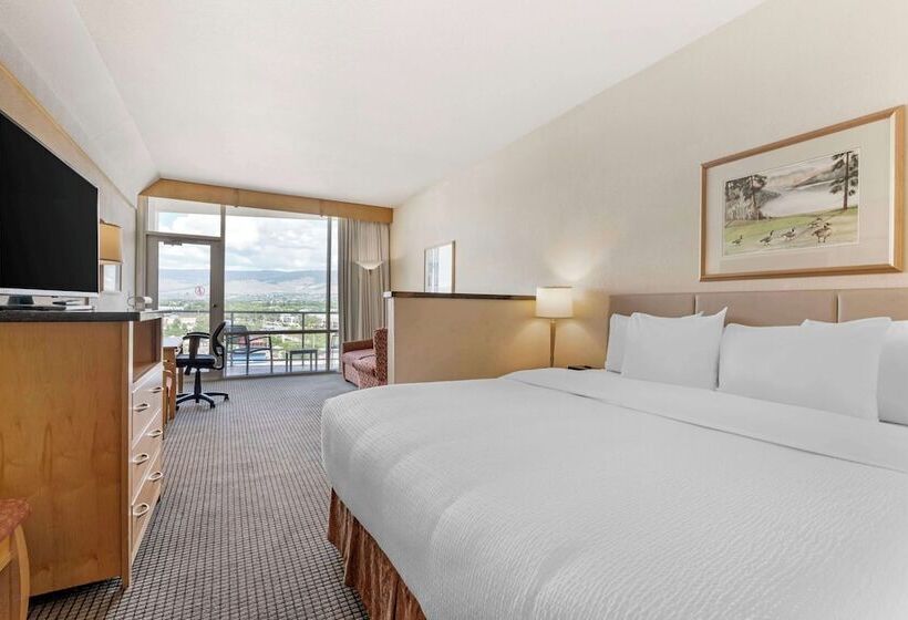 Executive Room, Best Western Plus Kelowna  And Suites