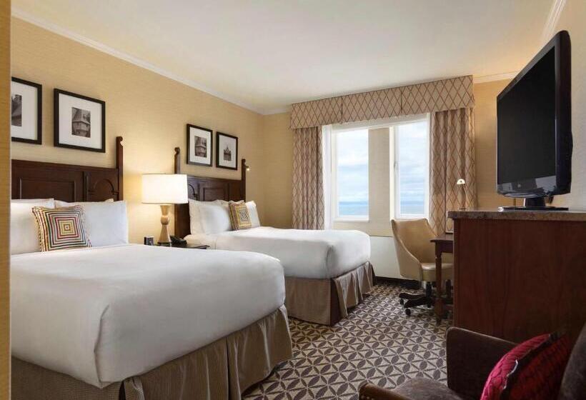 اتاق استاندارد با 2 تخت دوبل, Fairmont Le Manoir Richelieu