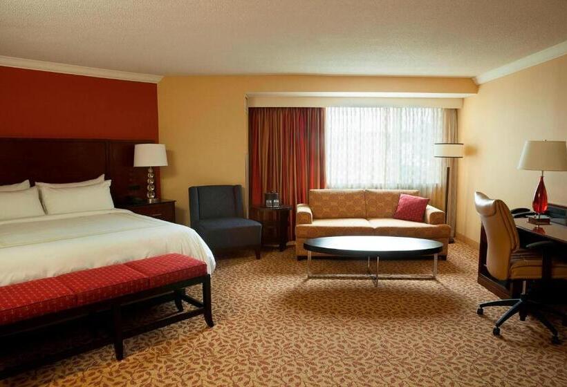 سوییت جونیور, Halifax Marriott Harbourfront