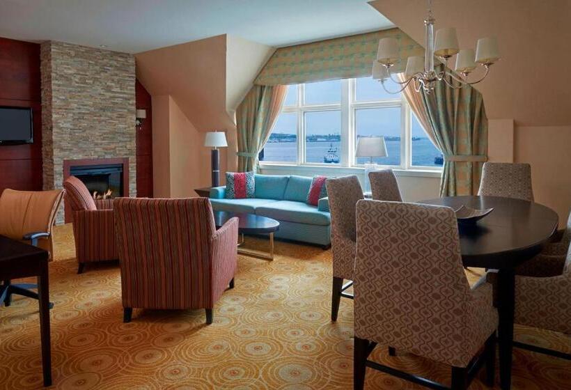 سوئیت با تخت بزرگ, Halifax Marriott Harbourfront