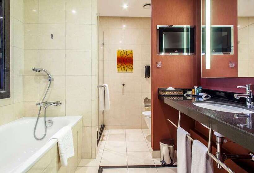 Standard-huone King-vuode, Hilton Toronto