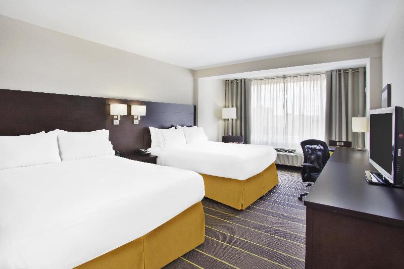 اتاق استاندارد با تخت دو نفره بزرگ, Holiday Inn Express   Sault Ste. Marie, An Ihg