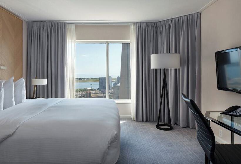 سوییت جونیور, Intercontinental Toronto Centre, An Ihg