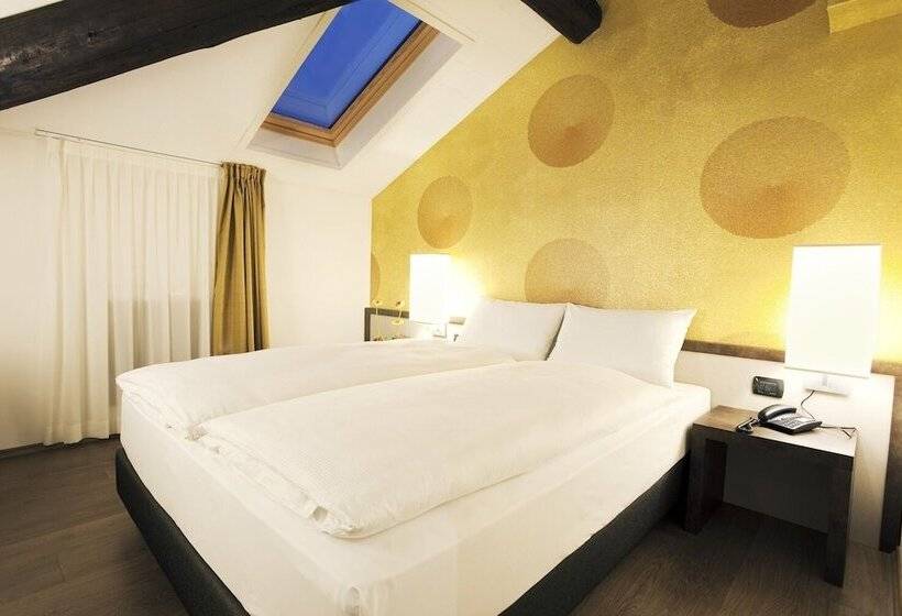 Standard Room, Internazionale Bellinzona