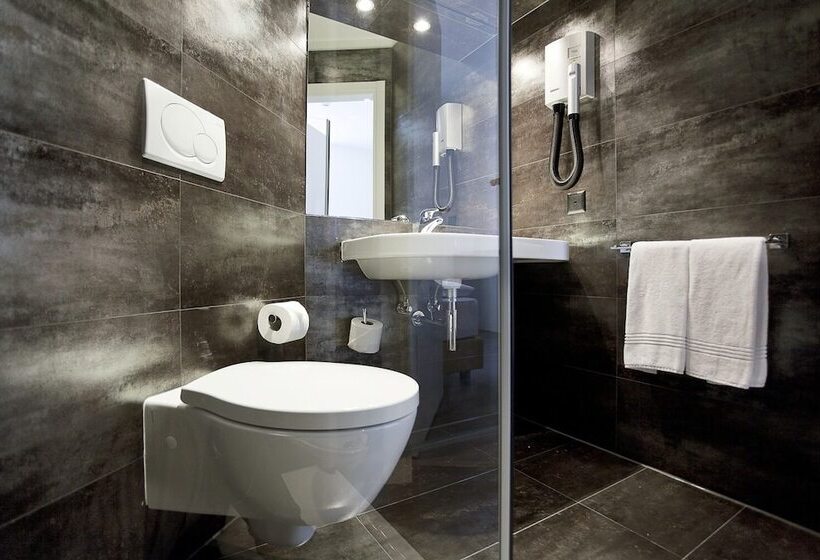 Номер Superior, Internazionale Bellinzona