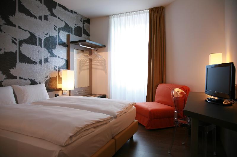 Номер Superior, Internazionale Bellinzona