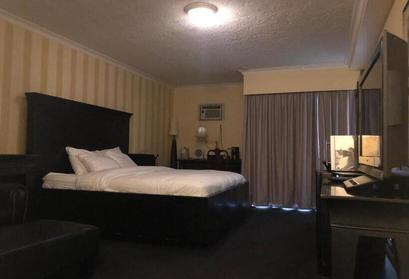 キングサイズベッドのスタンダードルーム, Island Travel Inn