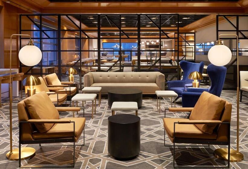 חדר קלאב, Le Centre Sheraton Montreal