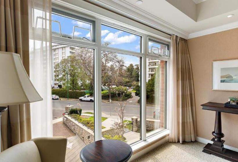 Standard Room with Views, Oak Bay Beach