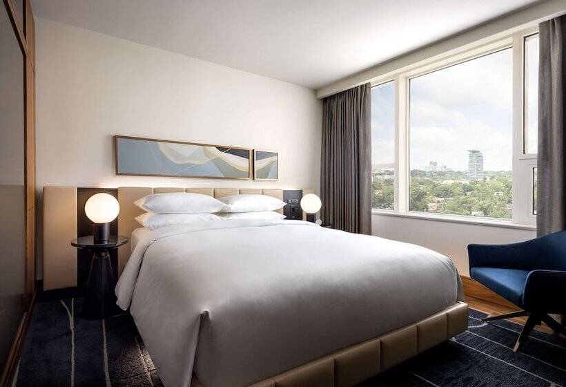سوییت لوکس, Park Hyatt Toronto