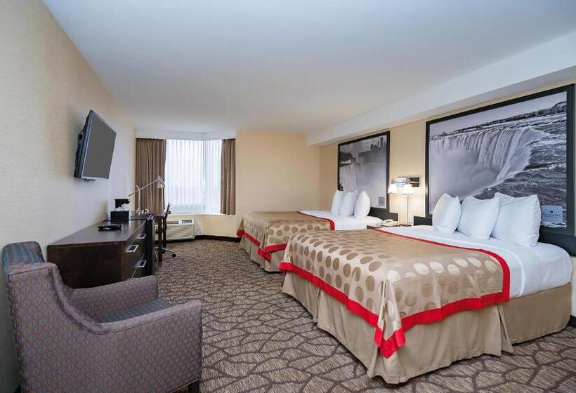 اتاق دلوکس مخصوص معلولین, Ramada By Wyndham Niagara Falls Near The Falls