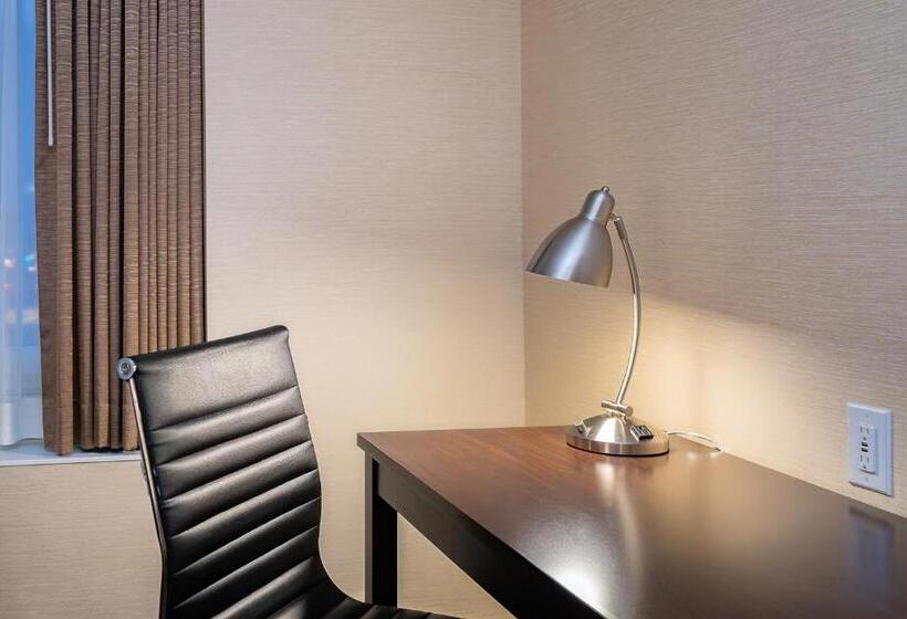 اتاق استاندارد, Ramada By Wyndham Niagara Falls Near The Falls