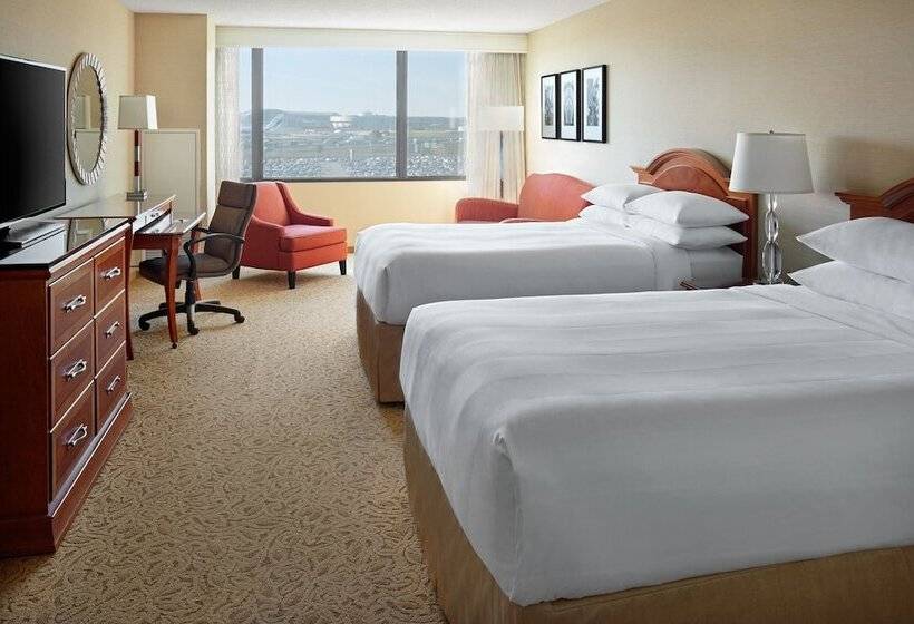 اتاق استاندارد با 2 تخت دوبل, Toronto Airport Marriott