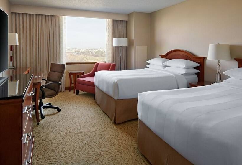 غرفه قياسيه سريرين مزدوجين, Toronto Airport Marriott