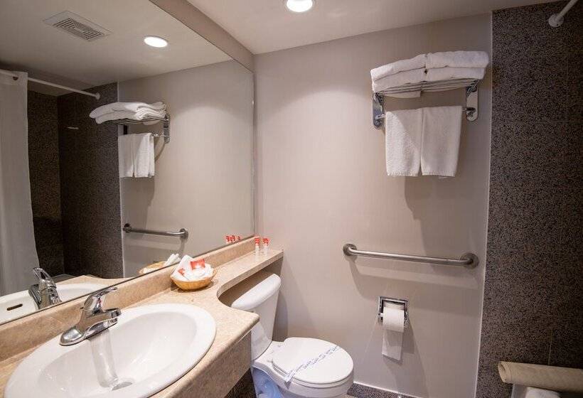 Suite, Canadas Best Value Inn Prince George