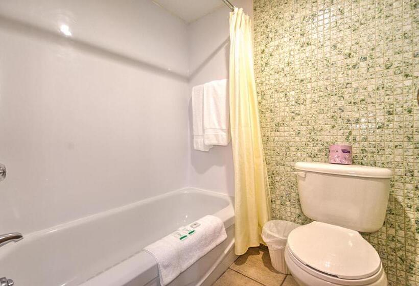سوئیت راحتی, Motel Penn   Mass