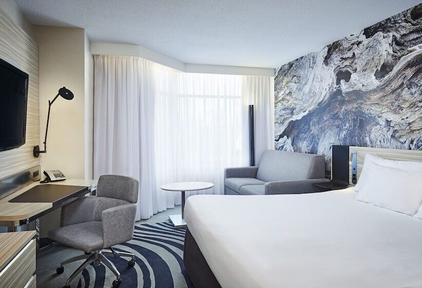 エクゼクティブルーム, Novotel Toronto North York