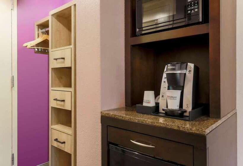اتاق پرمیوم, Hilton Mississauga/meadowvale