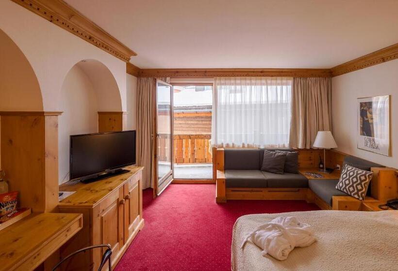 اتاق لوکس با بالکن, Albana Hotel Silvaplana