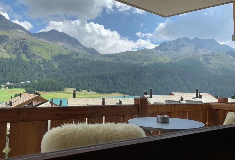 آپارتمان 1 خوابه با بالکن, Albana Hotel Silvaplana