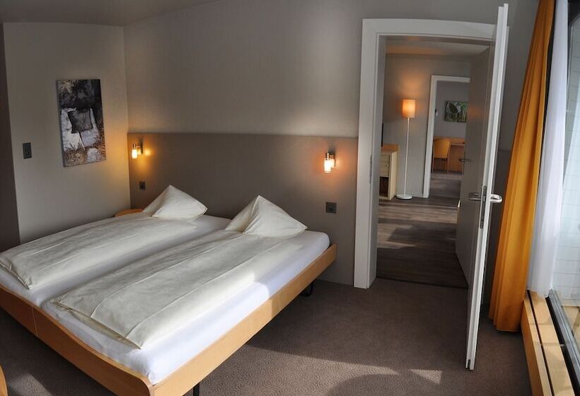 带2个卧室的高级公寓, Hop Apartments & Suites
