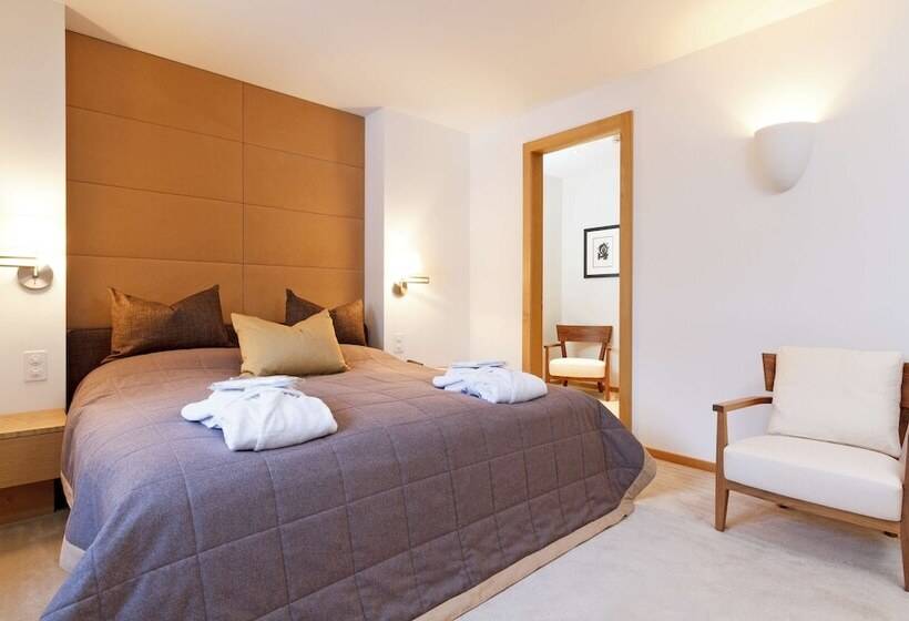 Deluxe Suite, Art Boutique Hotel Monopol