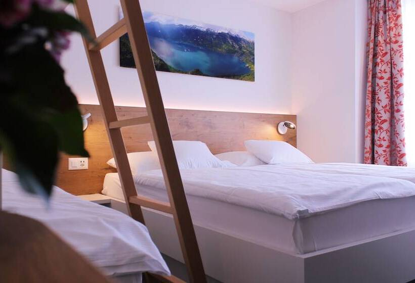 4 Bett Superior Zimmer, Bernerhof